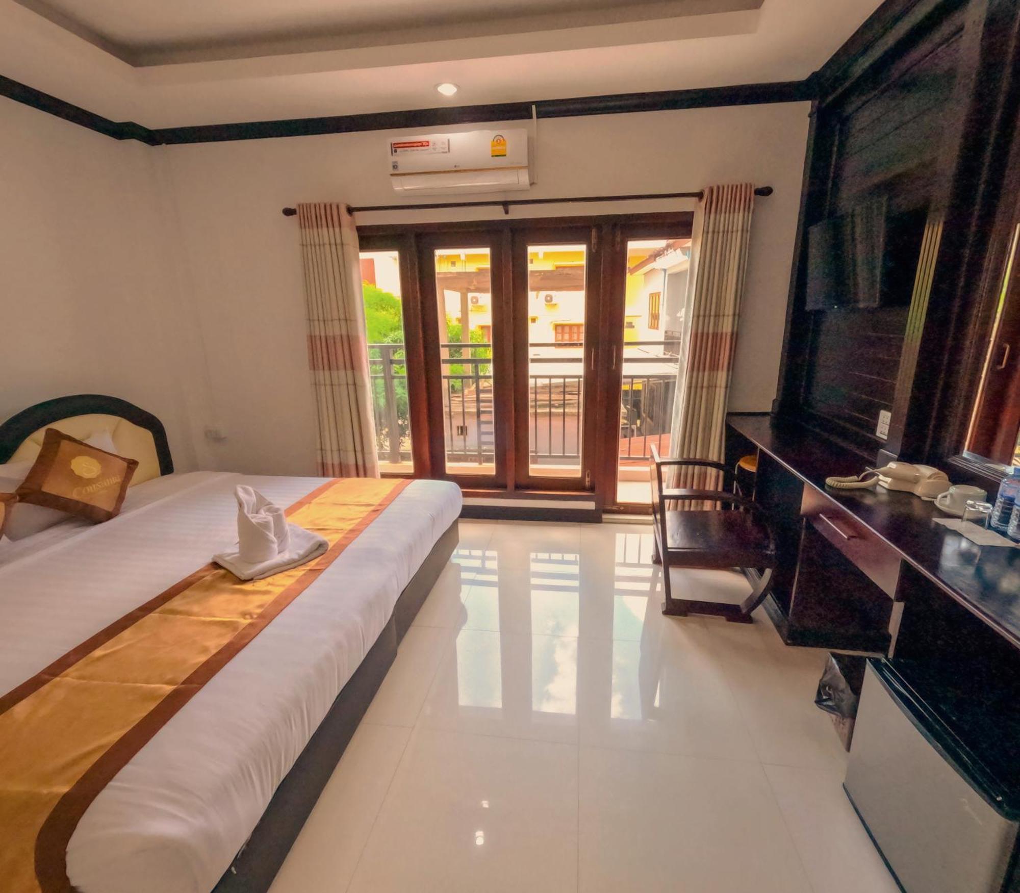 Vang Vieng Consiana Hotel Εξωτερικό φωτογραφία