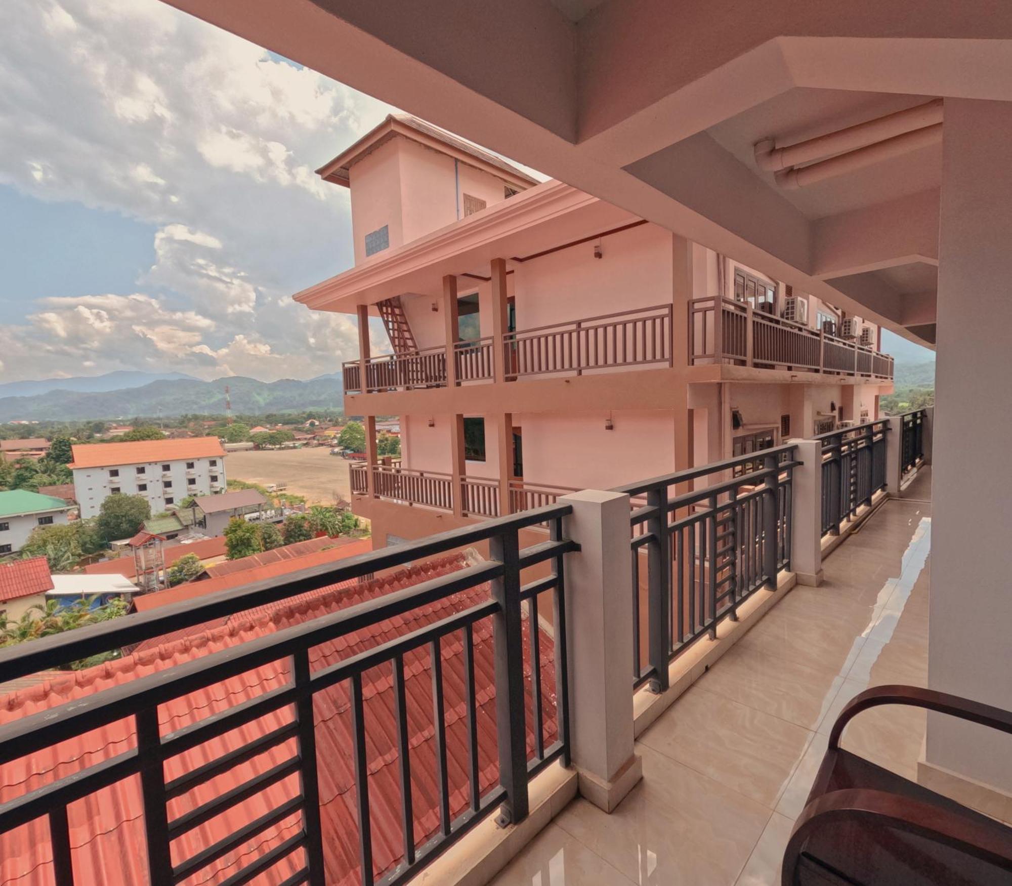 Vang Vieng Consiana Hotel Εξωτερικό φωτογραφία